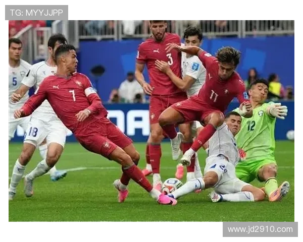 C罗对乌兹别克斯坦梅开二度:葡萄牙5-0大胜 C罗对乌兹别克斯坦梅开二度:葡萄牙5-0大胜